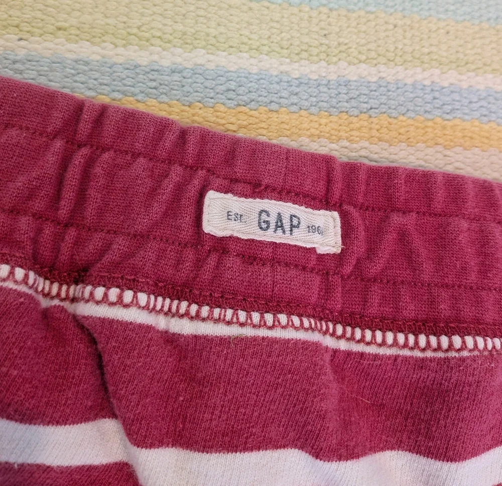 Girl's Gap Pink / White Striped Terry Skirt Size Small 6/7